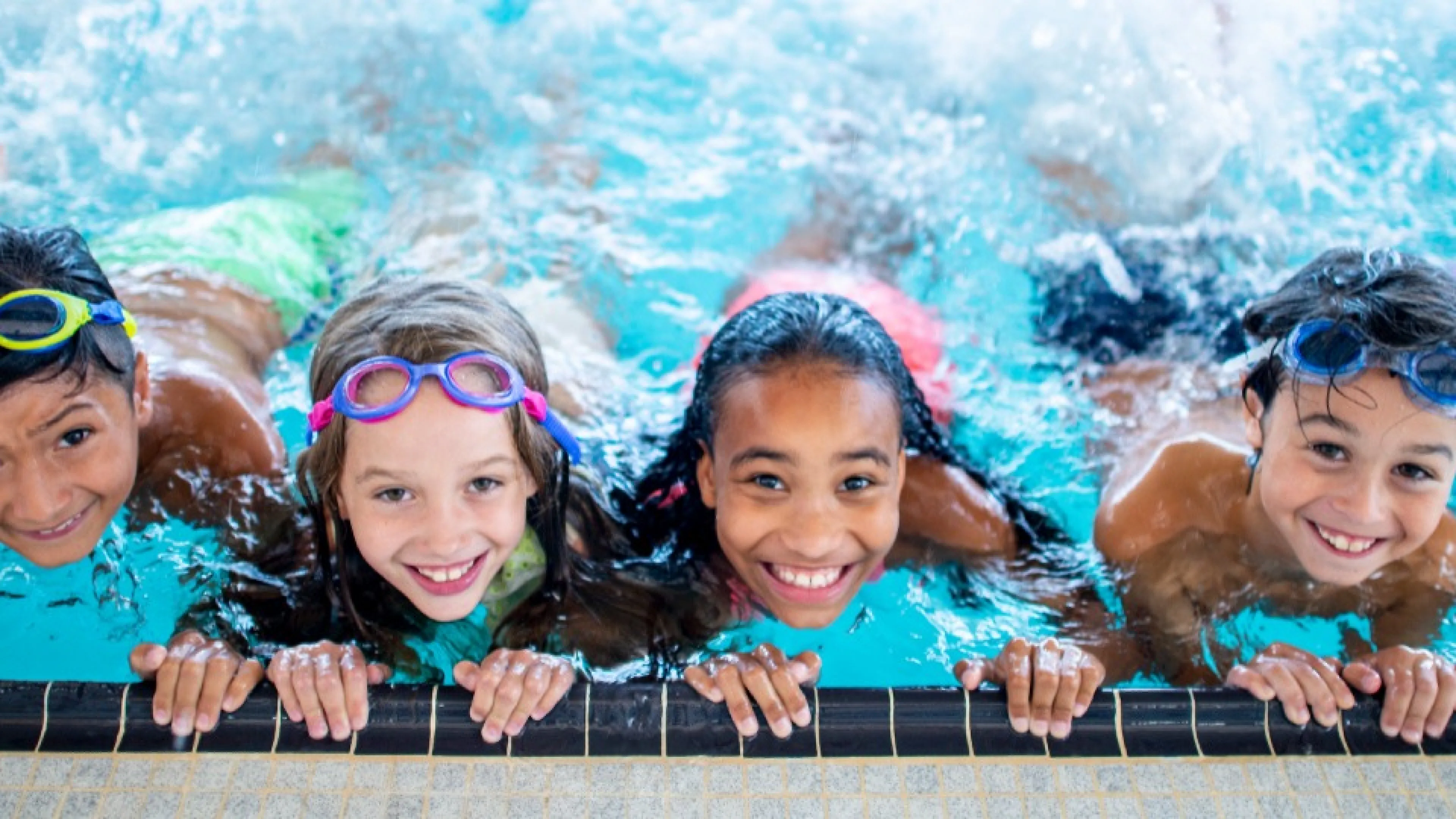Group Swim Lessons Kids in Pool
